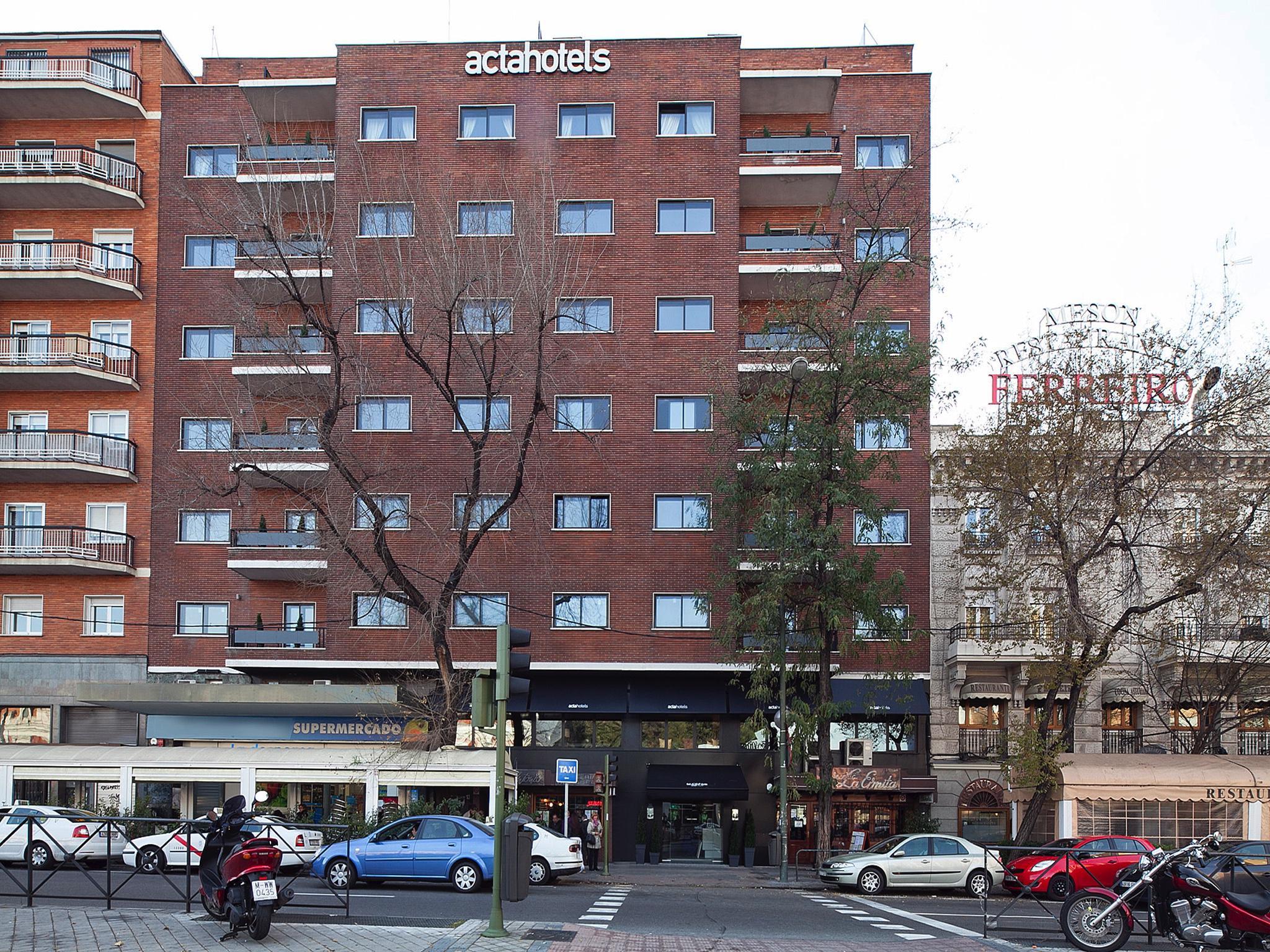 Hotel Acta Madfor Madrid Ngoại thất bức ảnh