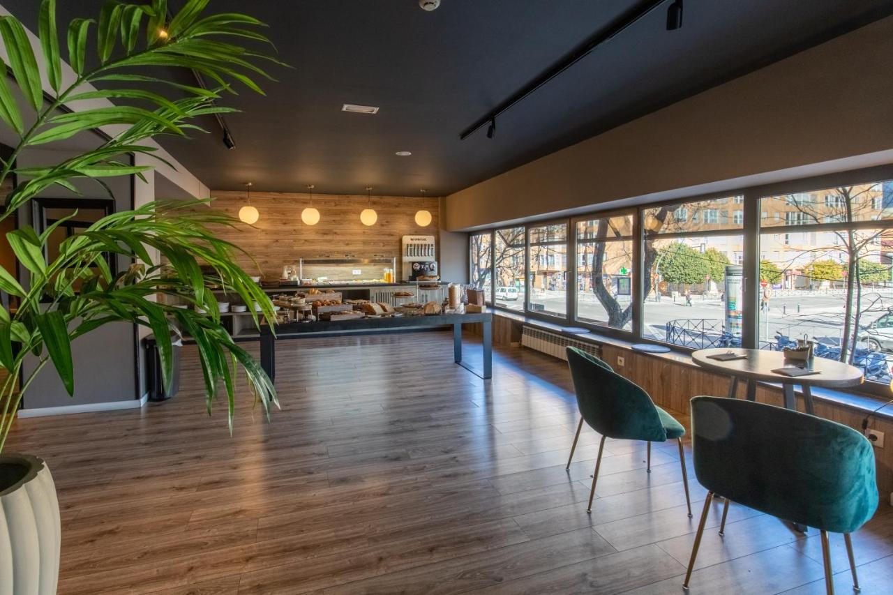 Hotel Acta Madfor Madrid Ngoại thất bức ảnh