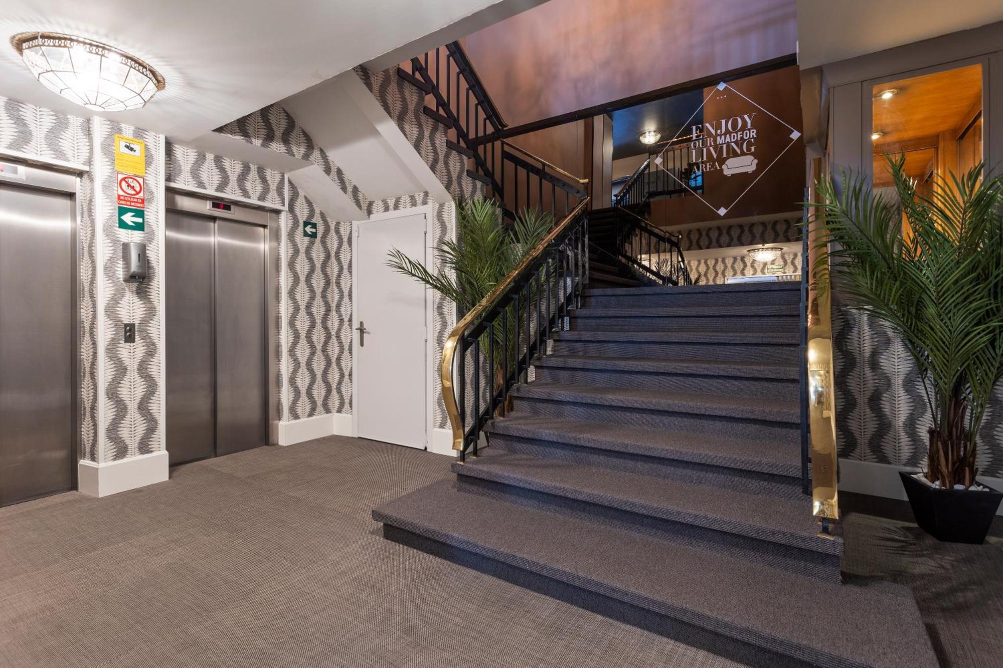Hotel Acta Madfor Madrid Ngoại thất bức ảnh