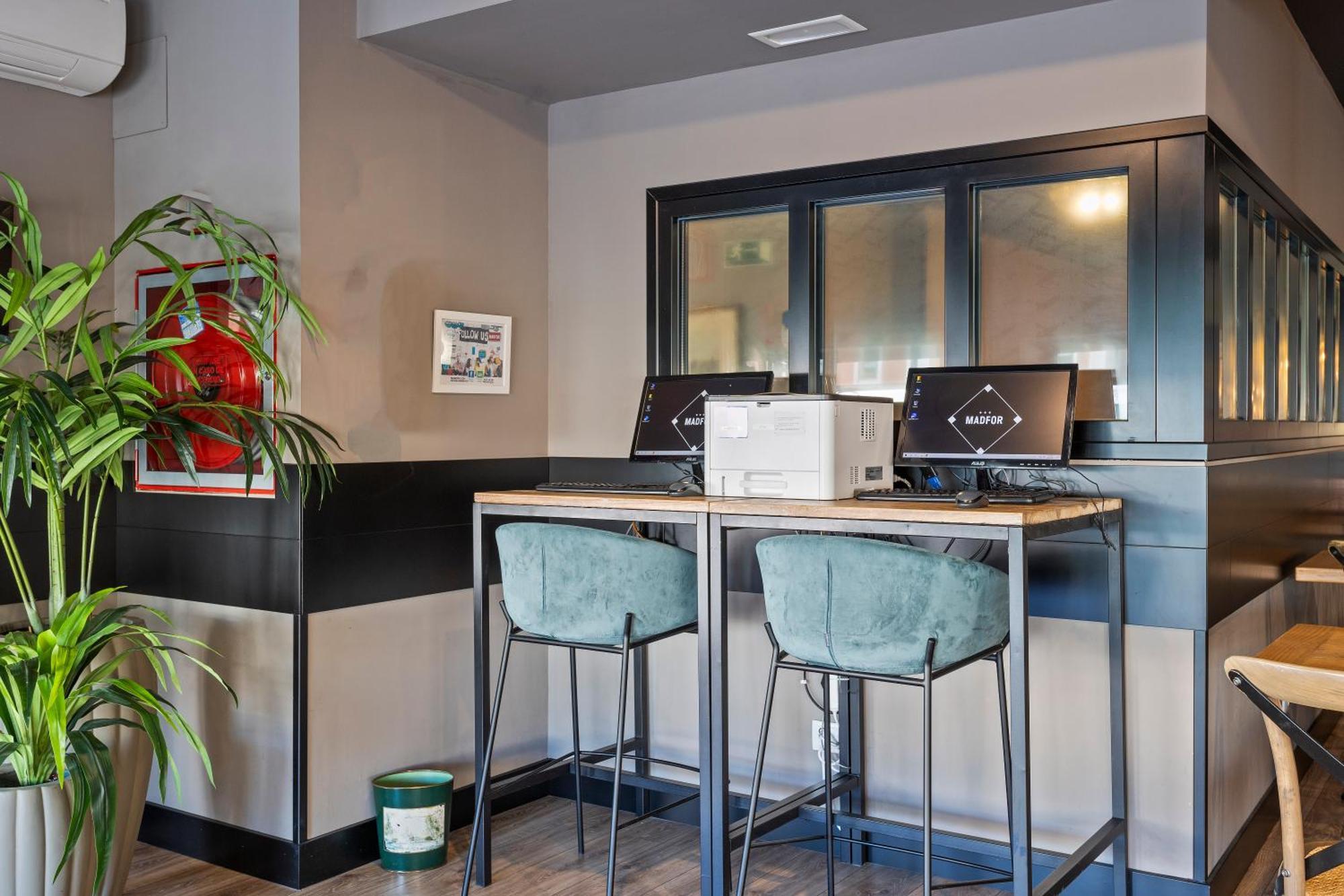 Hotel Acta Madfor Madrid Ngoại thất bức ảnh