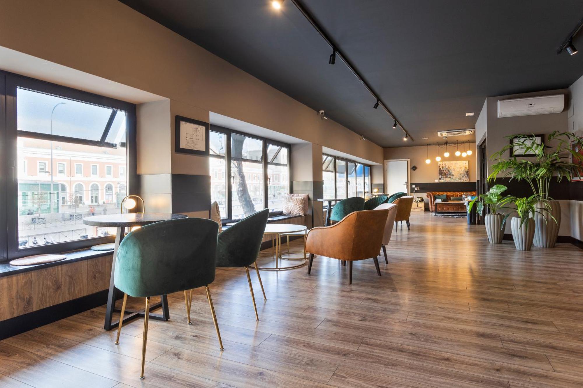 Hotel Acta Madfor Madrid Ngoại thất bức ảnh