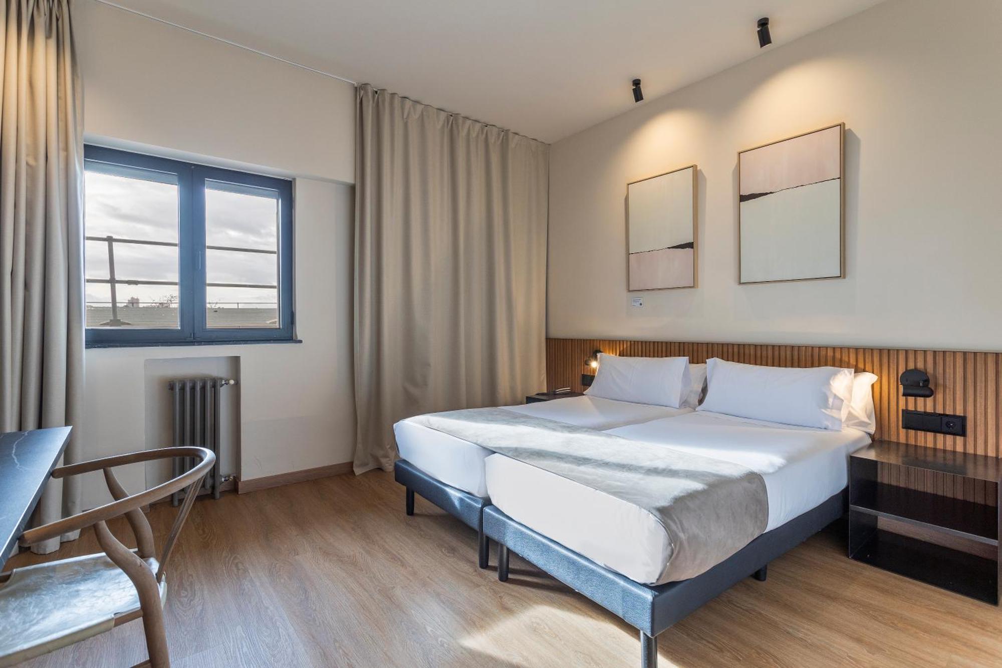 Hotel Acta Madfor Madrid Ngoại thất bức ảnh