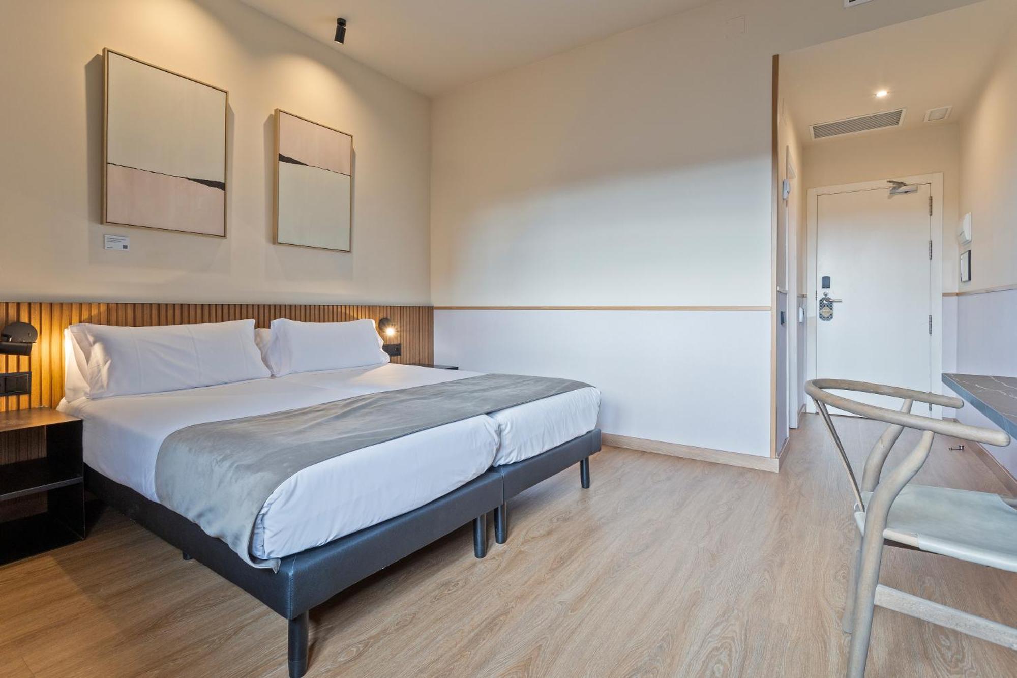 Hotel Acta Madfor Madrid Ngoại thất bức ảnh
