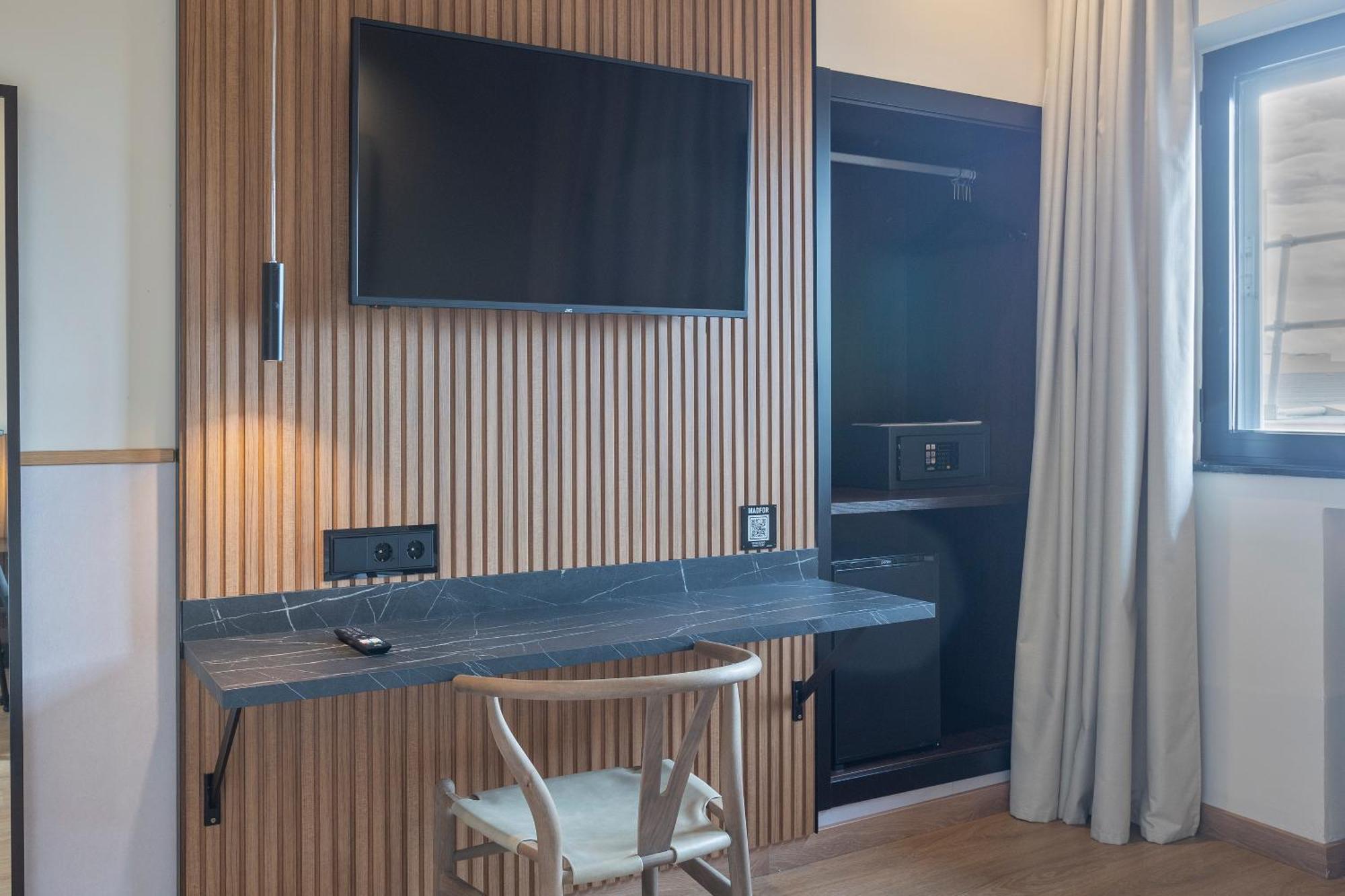 Hotel Acta Madfor Madrid Ngoại thất bức ảnh
